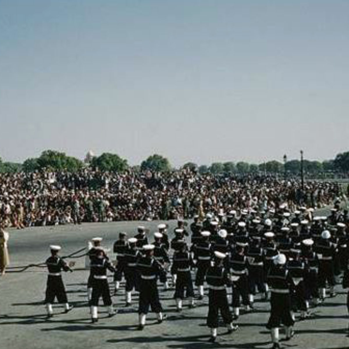 Old Photo of 26 January Parade (Getty)