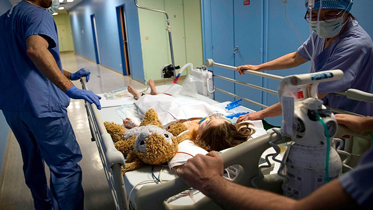 Girl rushed to hospital with Rare syndrome of corona