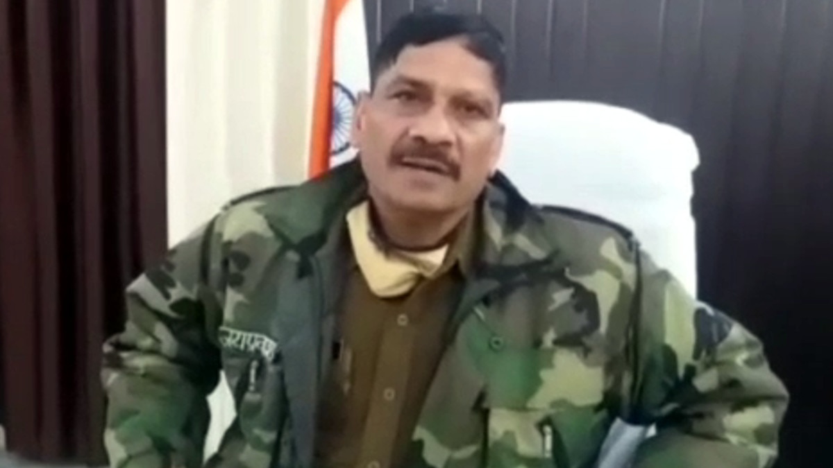 सट्टा खेलने के लिए शहर में लगे पोस्टर, सटोरियों ने दी पुलिस को खुली चुनौती