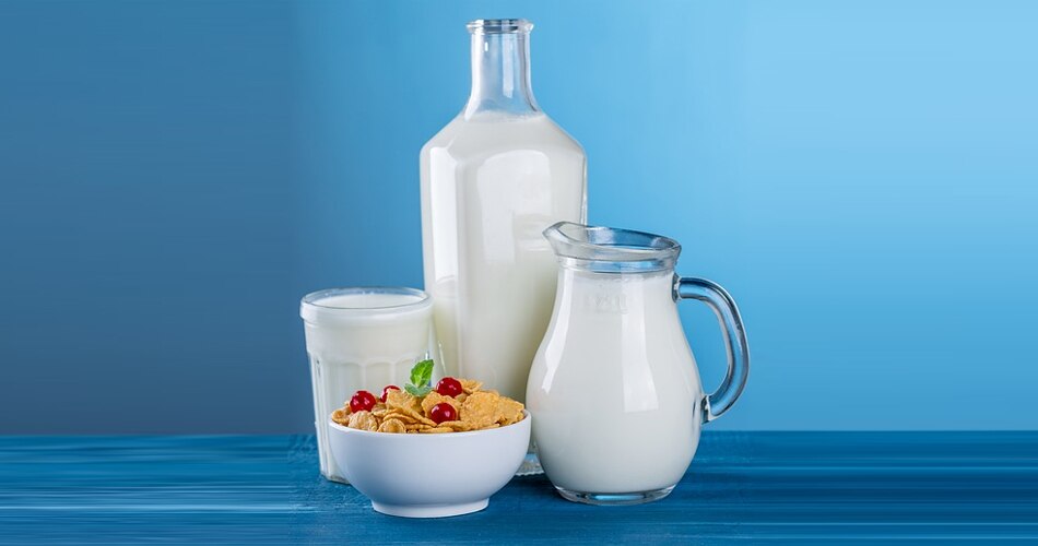 लो फैट मिल्क या ऑरेंज जूस