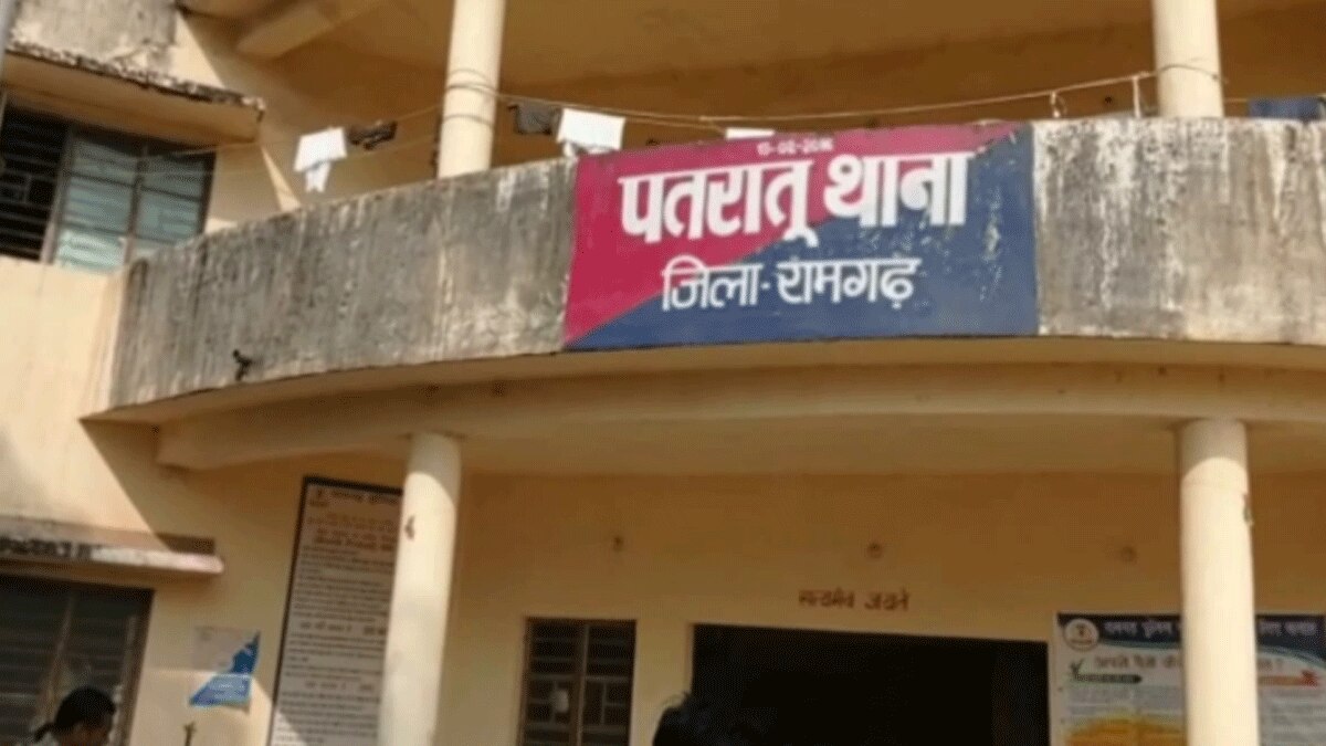  पतरातू डैम से लड़की का शव बरामद (फोटो आजतक)