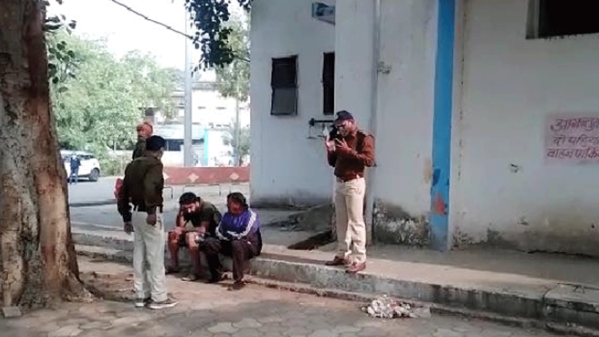 प्रधान आरक्षक ने कथित तौर पर गोली मारकर की आत्महत्या (फाइल फोटो)