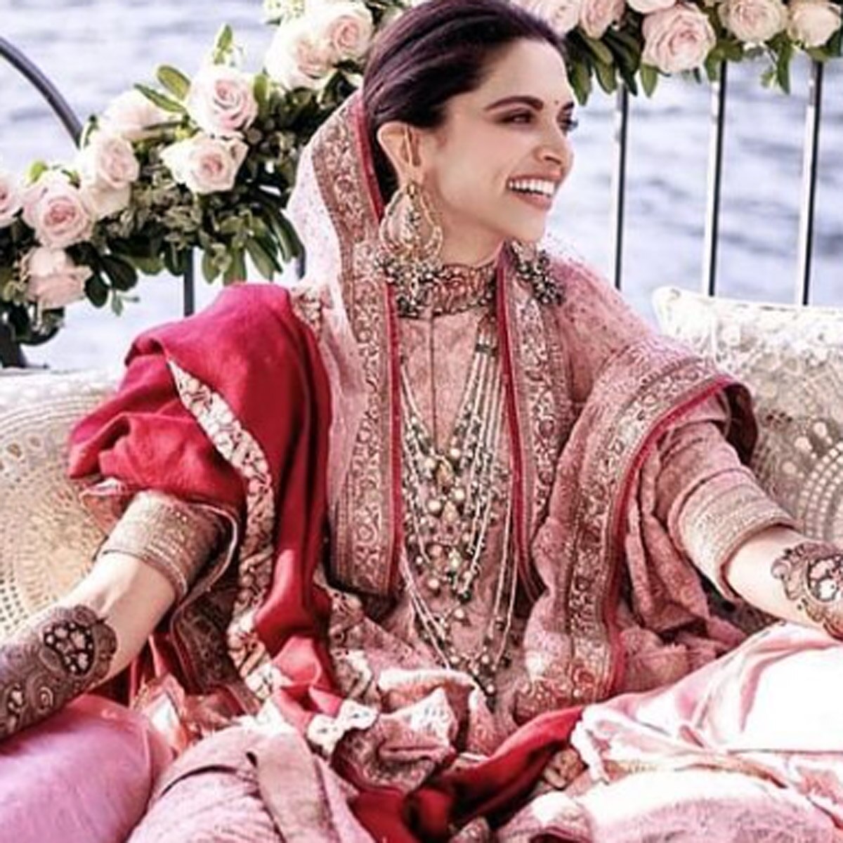 दीप‍िका पादुकोण मेहंदी सेरेमनी 