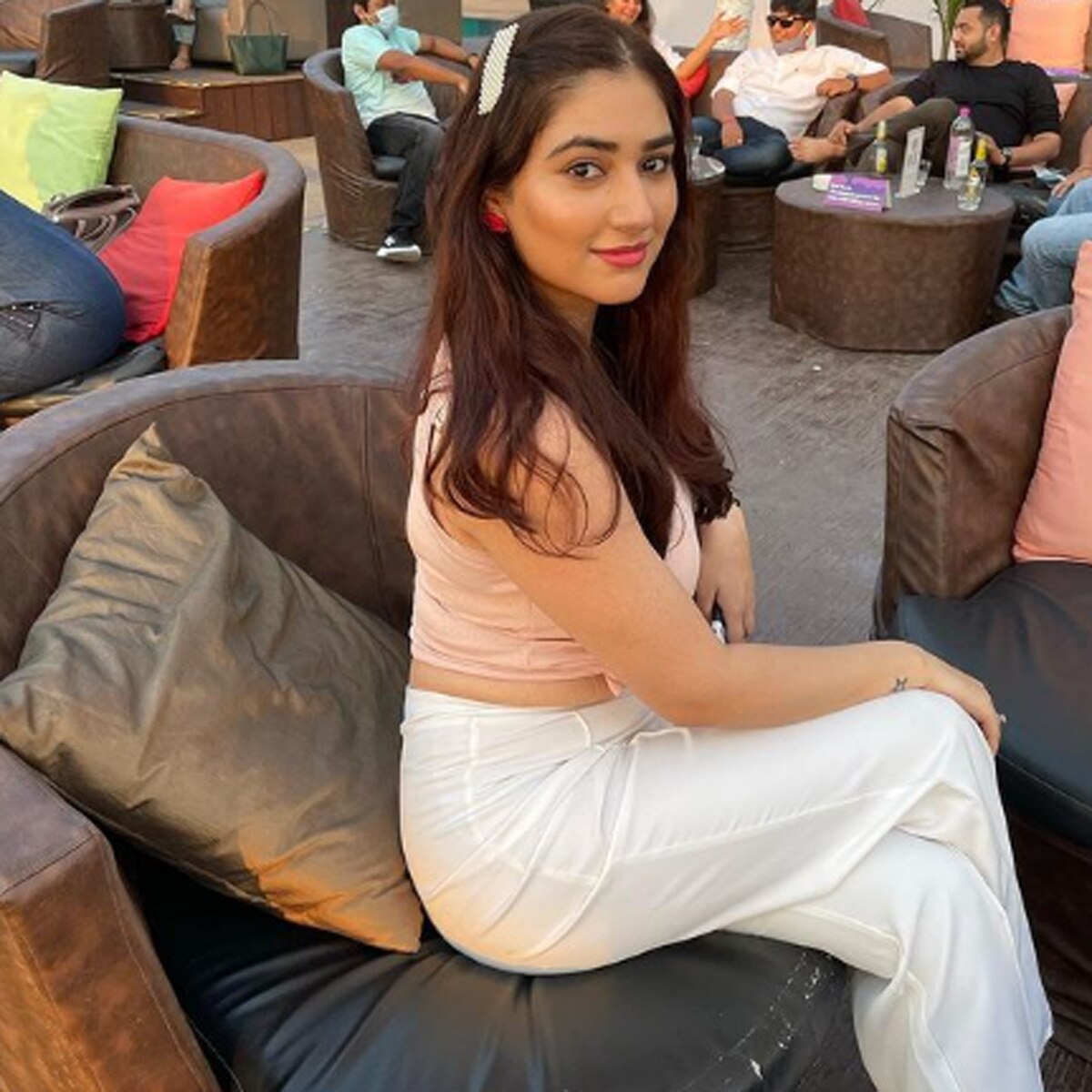 द‍िशा परमार 