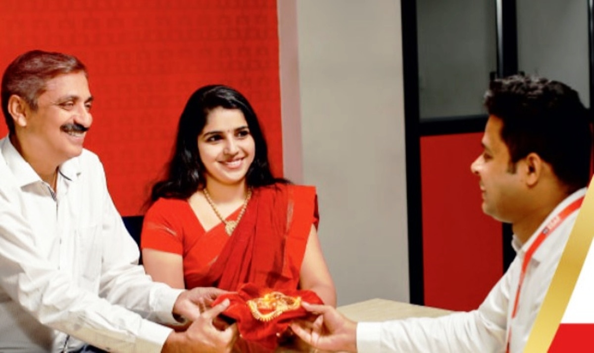 ESAF बैंक की योजना 976 करोड़ रुपये जुटाने की है