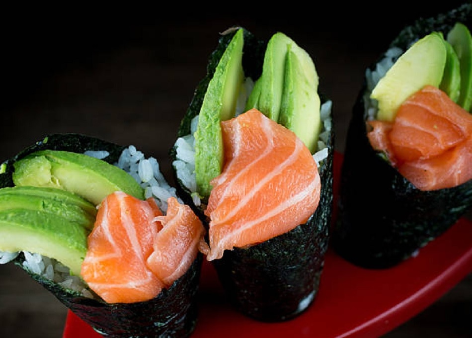 साल्मन फिश और एवोकाडो