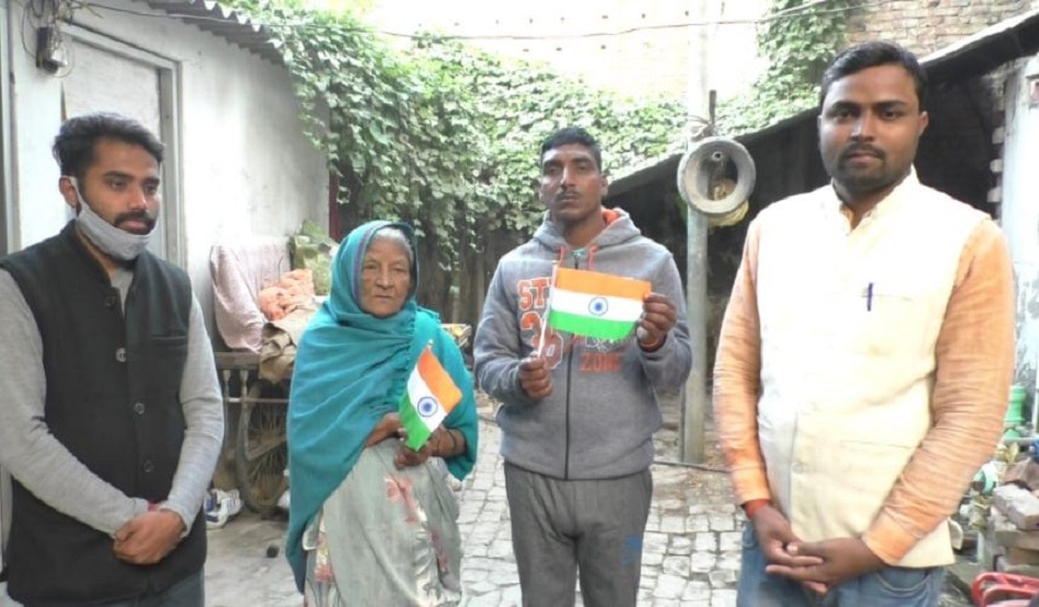 75 साल की मां का संघर्ष 