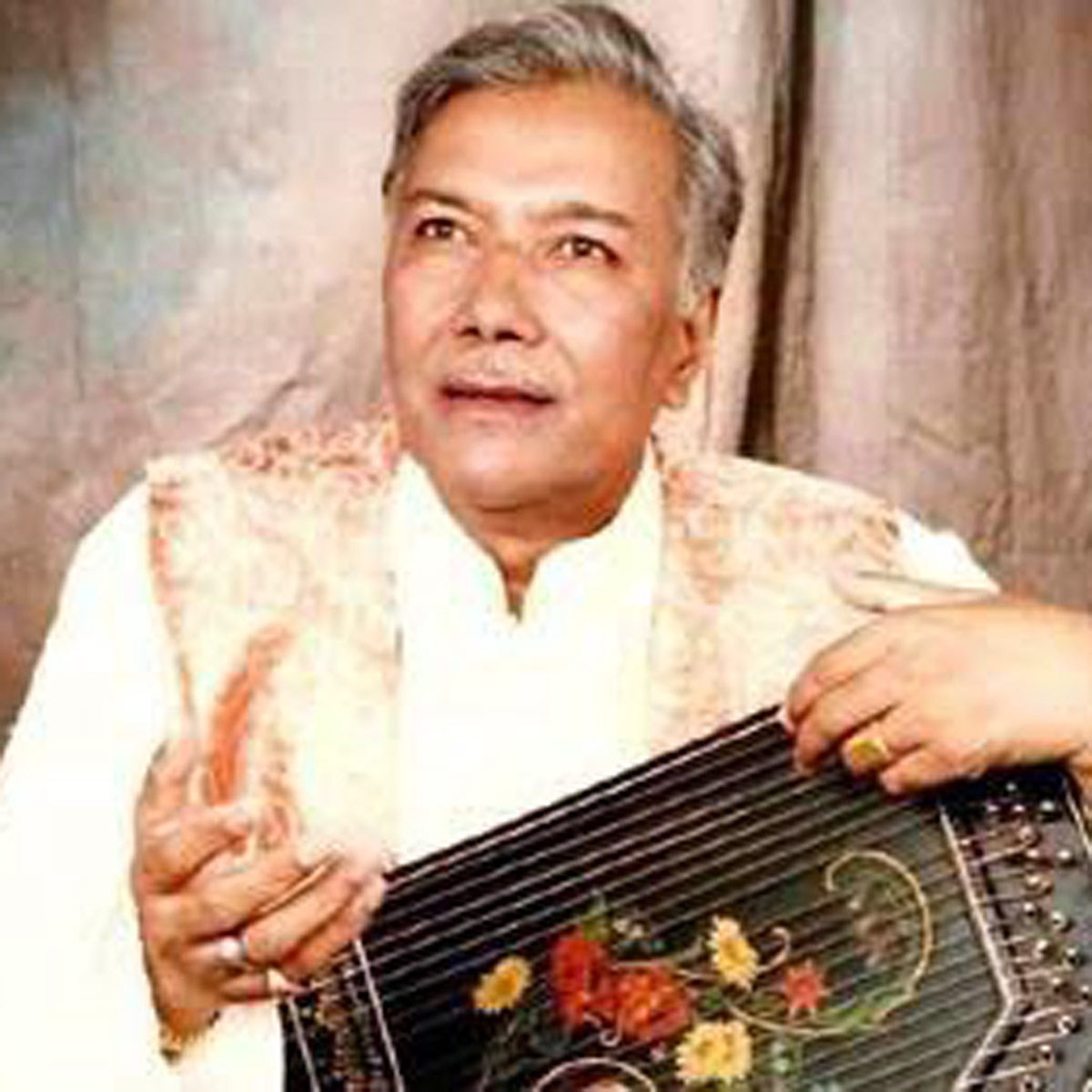 उस्ताद गुलाम मुस्तफा खान 