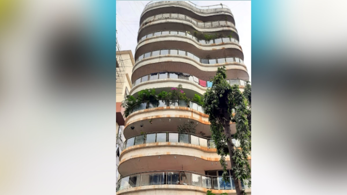 नए साल के जश्‍न में लव ट्राएंगल में गई 19 साल की लड़की की जान.