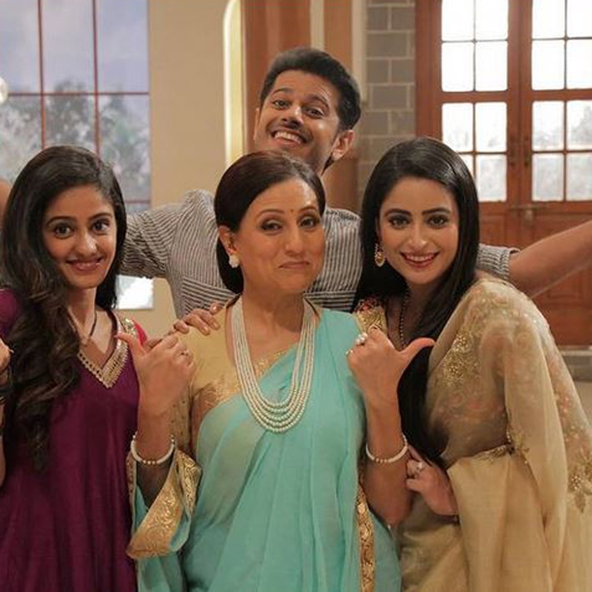 नील भट्ट और ऐश्वर्या शर्मा 