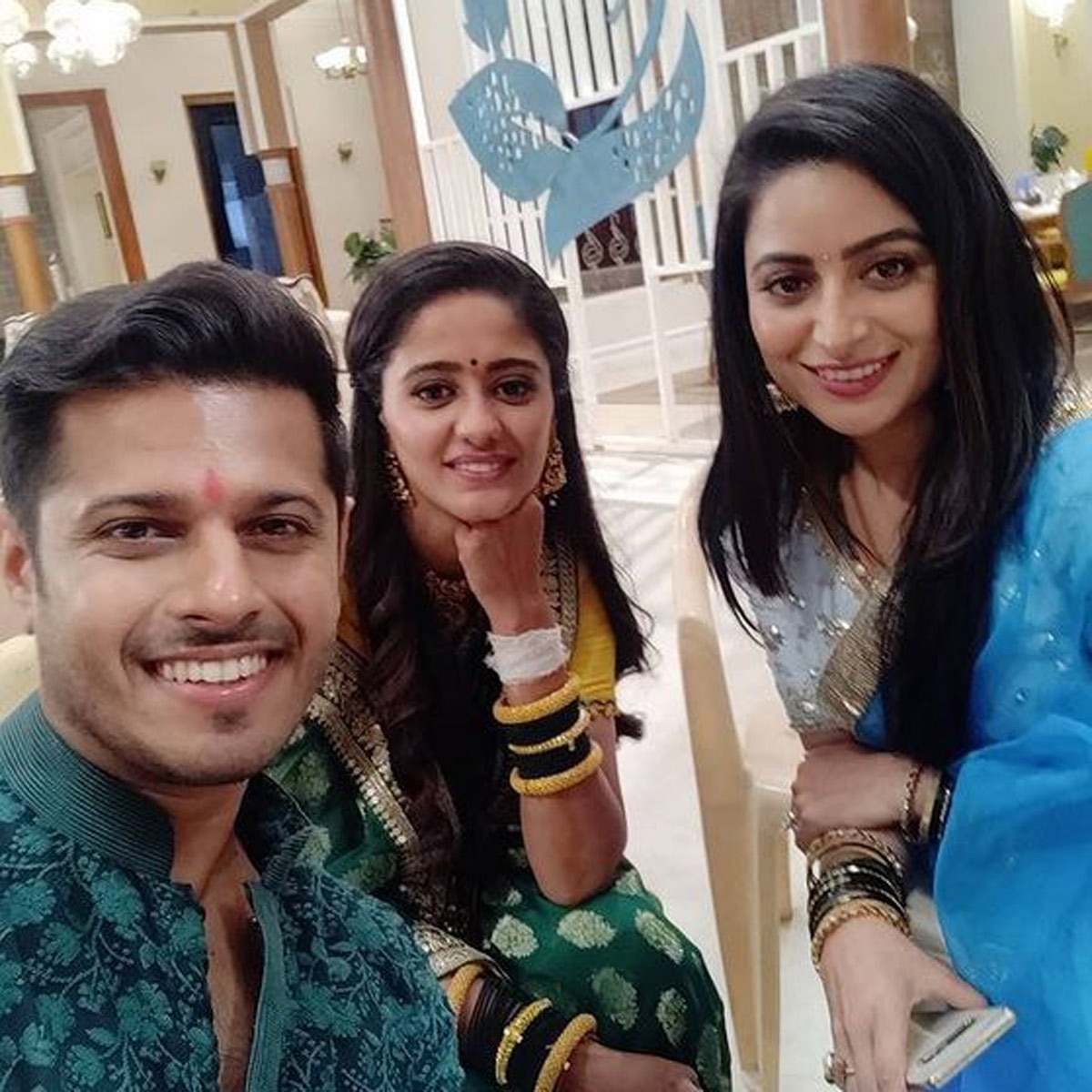 नील भट्ट और ऐश्वर्या शर्मा 