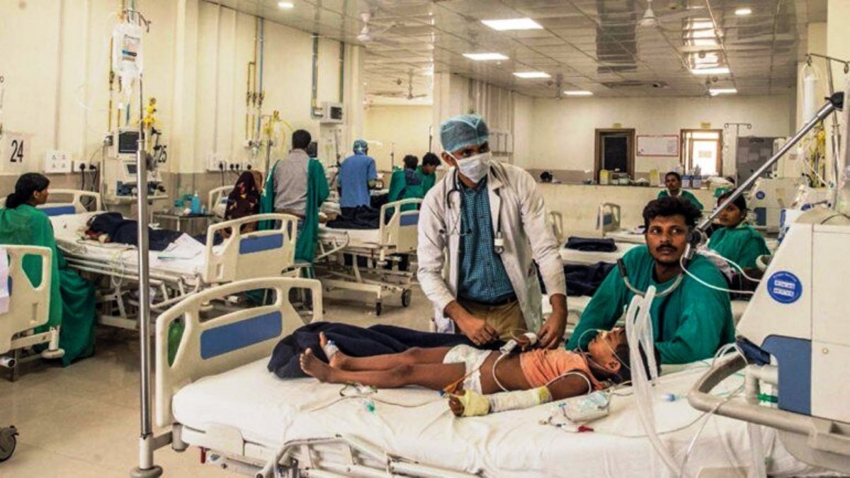 हेल्थकेयर इन्फ्रास्ट्रक्चर को मजबूत करना होगा 