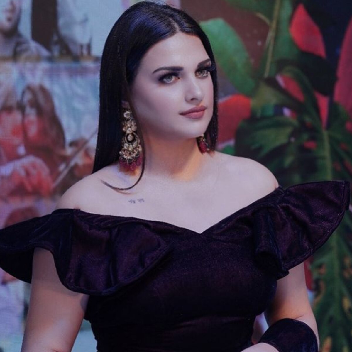 हिमांशी