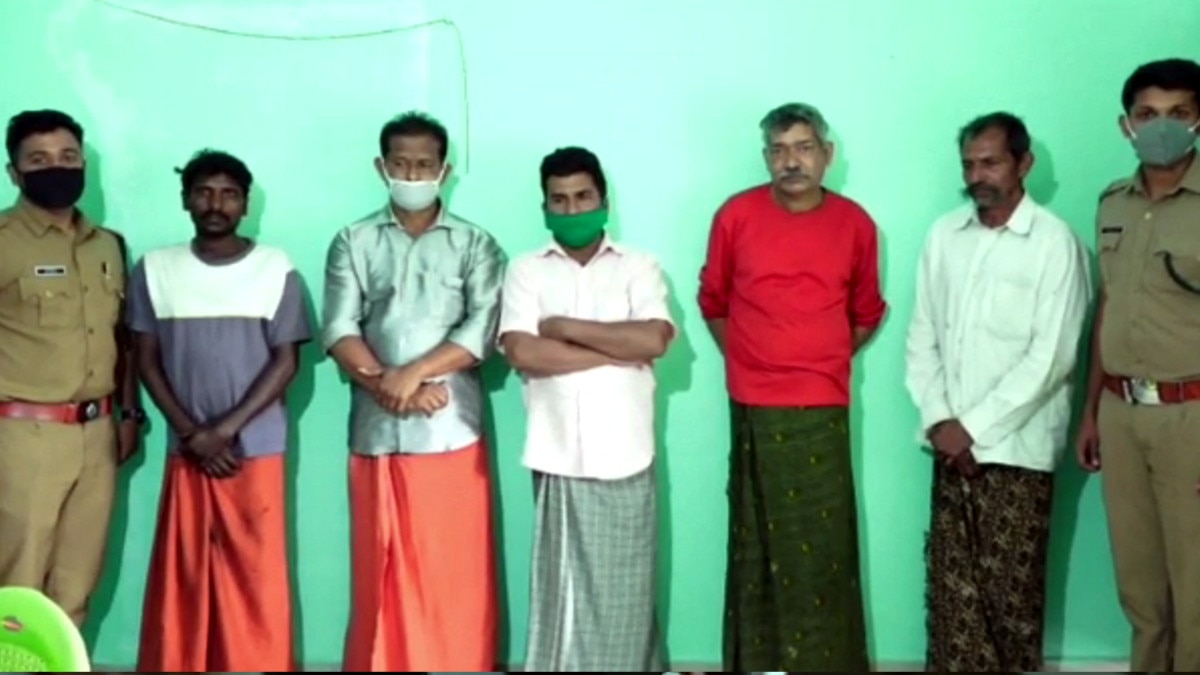 जाल में फंसा तेंदुआ तो उसी का बना लिया मीट