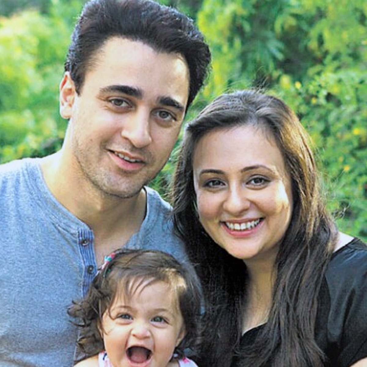 इमरान खान संग अवंतिका