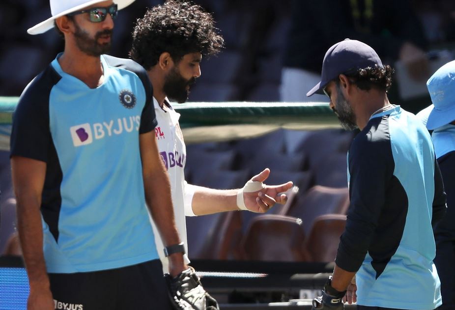 Ravindra Jadeja left thumb injured