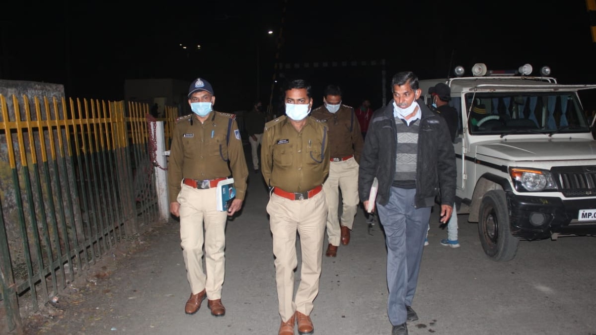 150 सीसीटीवी फुटेज को खंगाला तो झूठा निकला गैंगरेप का मामला, इंदौर आईजी ने किया खुलासा