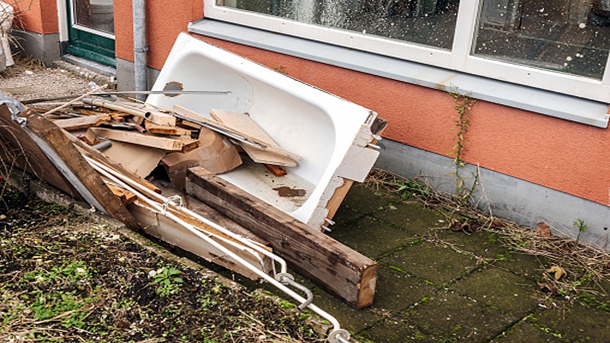 Most Unusual Weird New Year Celebrations