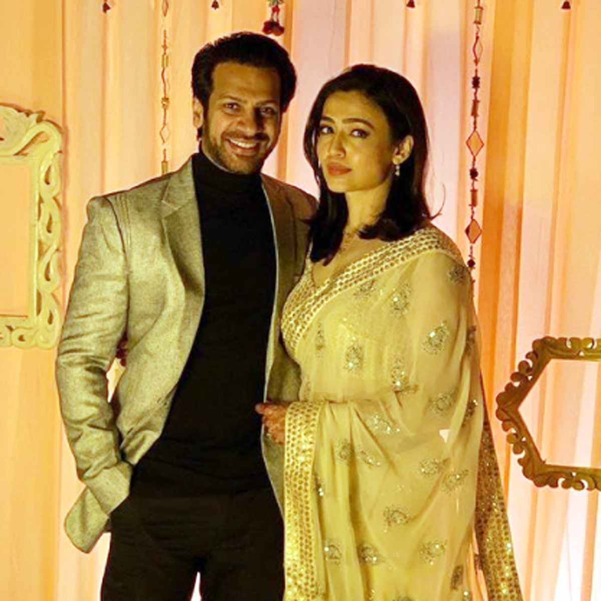 करणवीर मेहरा-न‍िध‍ि सेठ 