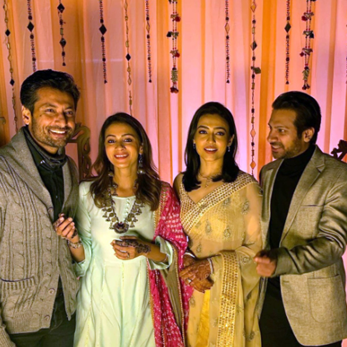 करणवीर मेहरा और निधि सेठ 