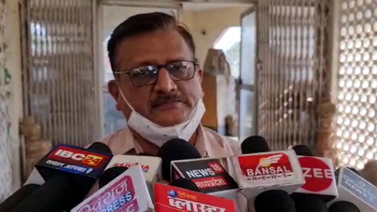 कलेक्टर का अजीब आदेश, लिखा- लोग संग्रहालय देखने नहीं आते, इसे हटा दो 