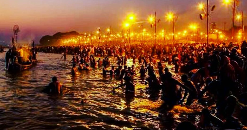 निगेटिव रिपोर्ट रखें साथ