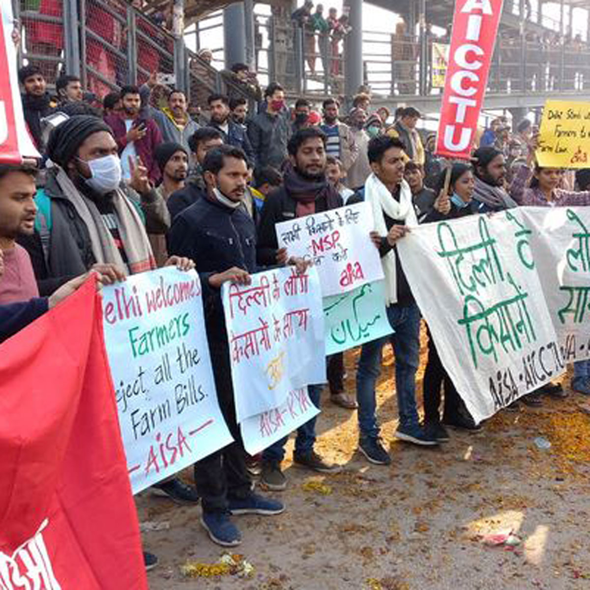 क‍िसानोंं का कुछ संंगठनों ने क‍िया स्‍वागत