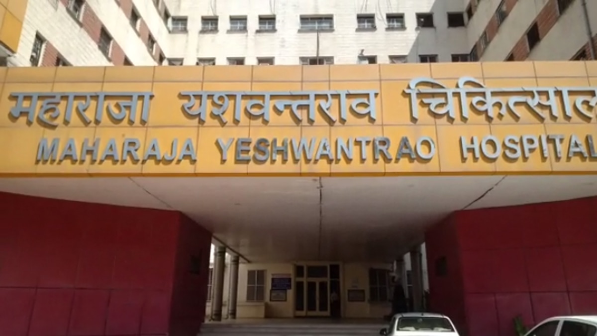 बदमाशों ने की पति की पिटाई और मारे कई तीर.