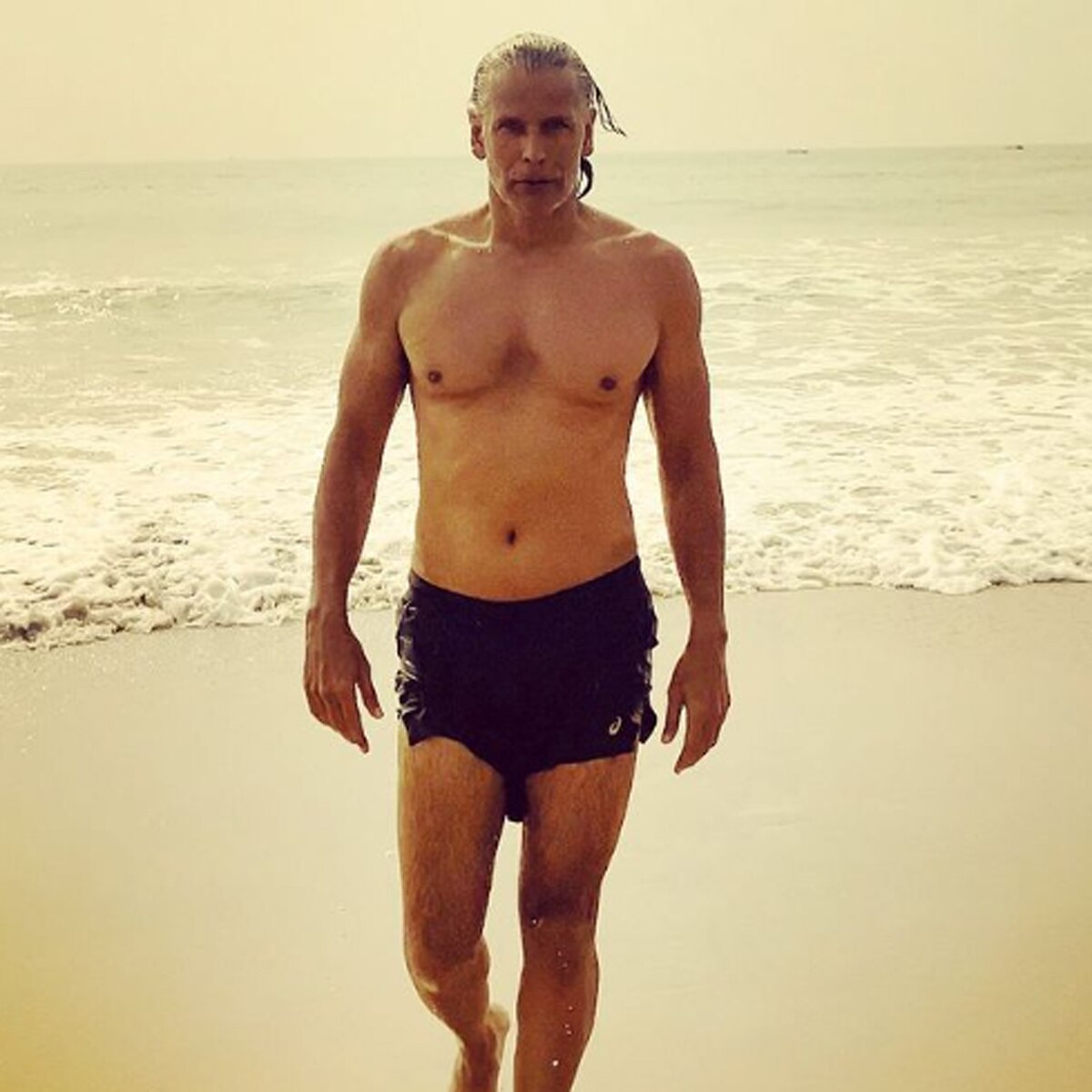 मिलिंद सोमन