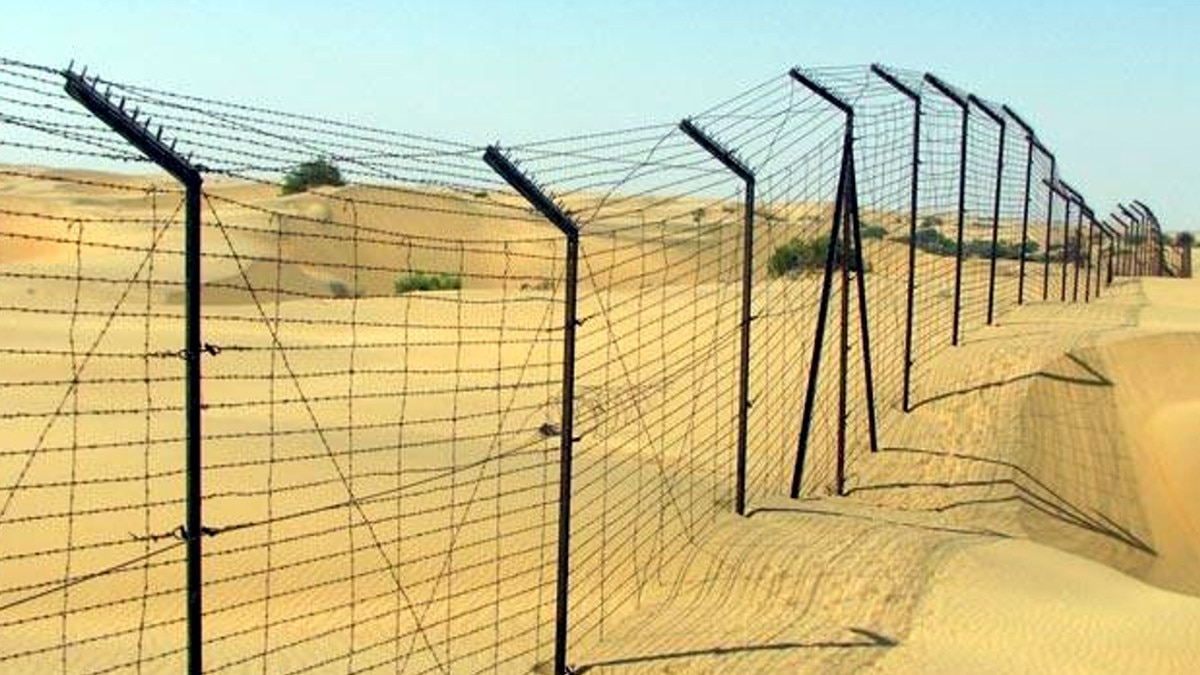 प्रेम संबंध का पता चलने के डर से युवक फैंस‍िंंग पार कर पहुंचा पाकिस्तान