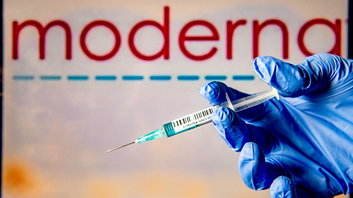 Moderna COVID-19 vaccine immunity to stay a year