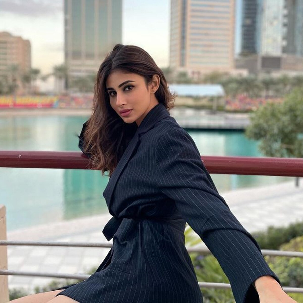 मौनी रॉय 