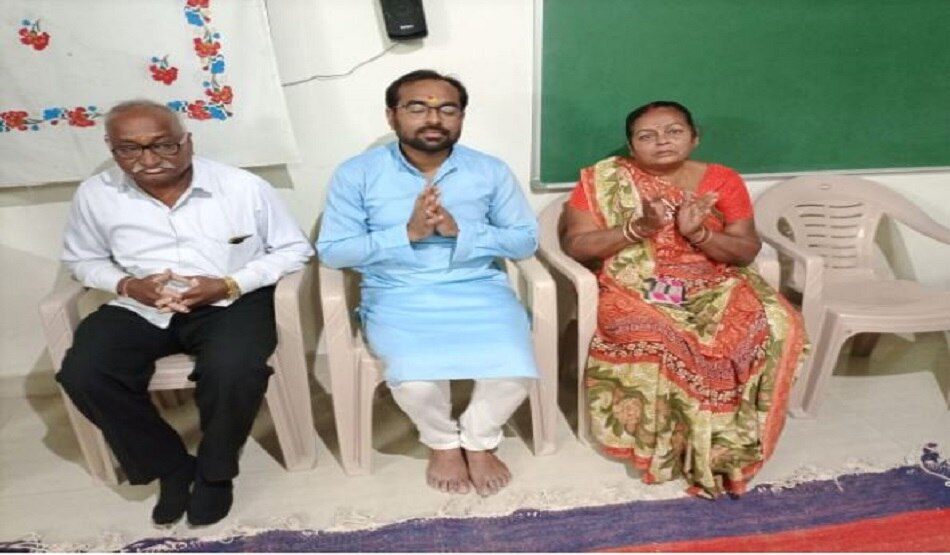 संत बनेगा यह युवक