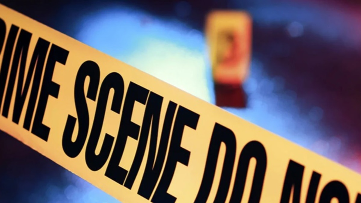 युवक को 4 हमलावरों ने ताबड़तोड़ फायरिंग कर मौत के घाट उतारा.