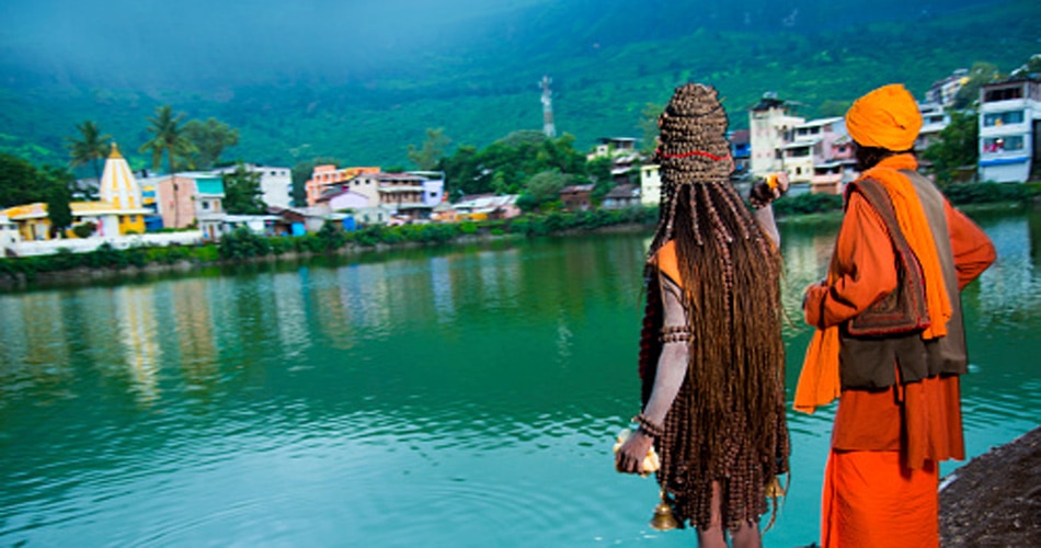 महापुरुष के बाद ऐसे बनते हैं अवधूत