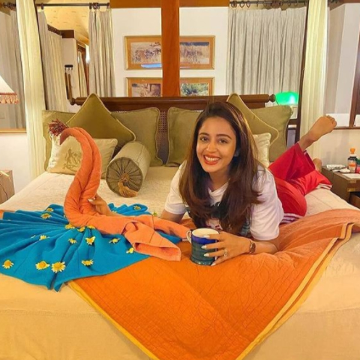 नेहा पेंडसे 