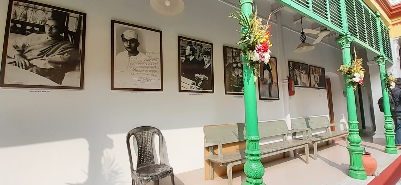 संजोकर रखा गया है यादों को