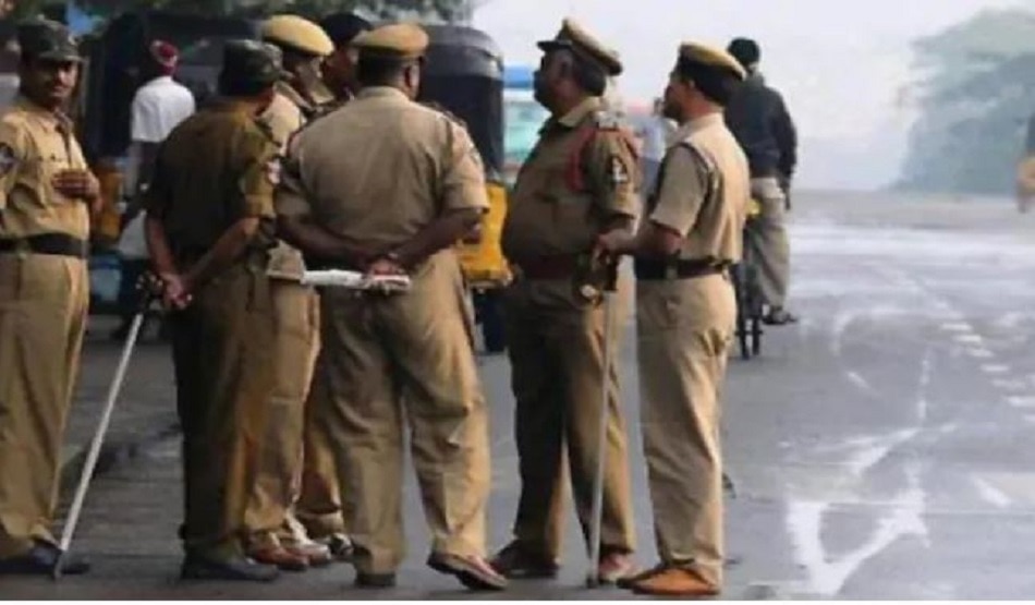 स्कूल फीस भरने के लिए बेटे ने की डकैती