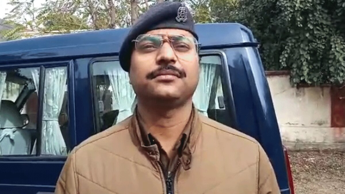 युवक ने पत्नी को दिया तीन तलाक (फोटो आजतक)