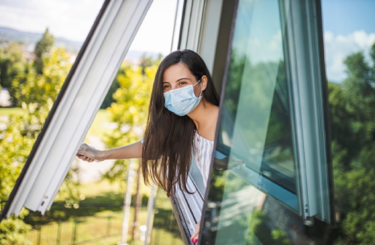 मास्क जरूर लगाएं