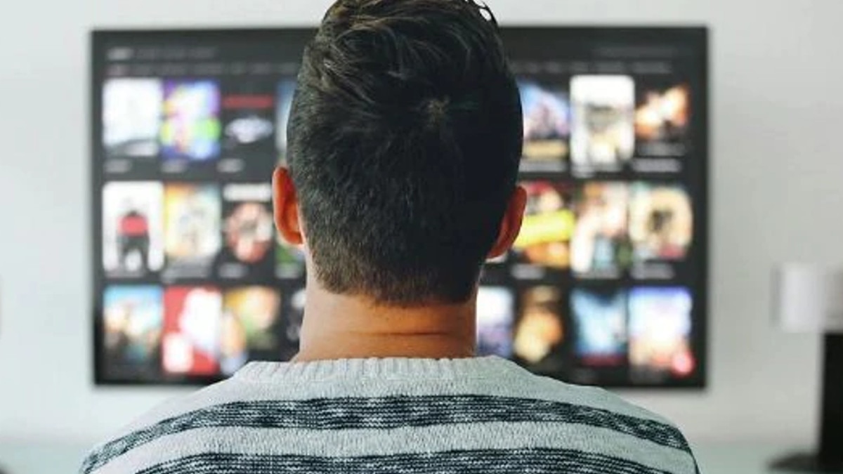 वीडियो कॉल के साथ पॉर्न क्‍ल‍िप चलाकर बदमाश बनाते थे मॉर्फ वीडियो, ब्‍लैकमेलिंग का चलाते थे रैकेट 