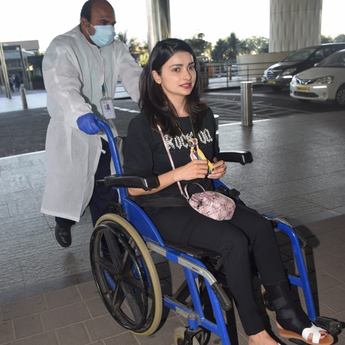 प्राची देसाई 