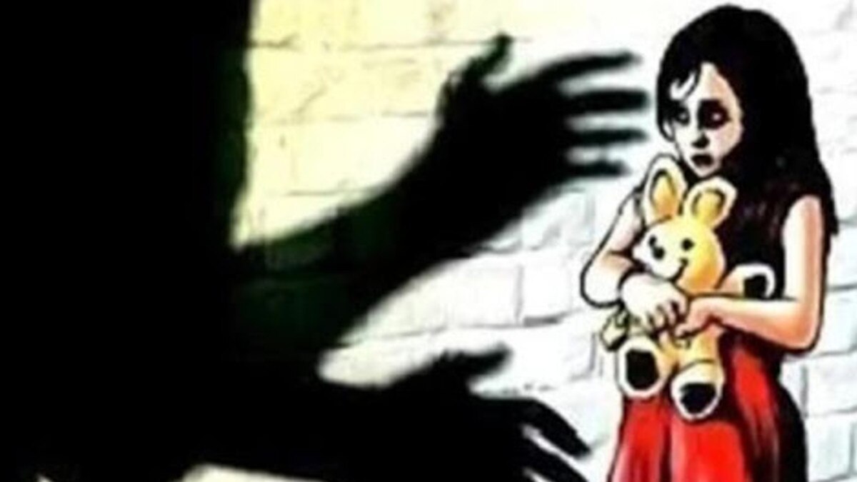 13 साल की लड़की के साथ रेप कर नाले में फेंका