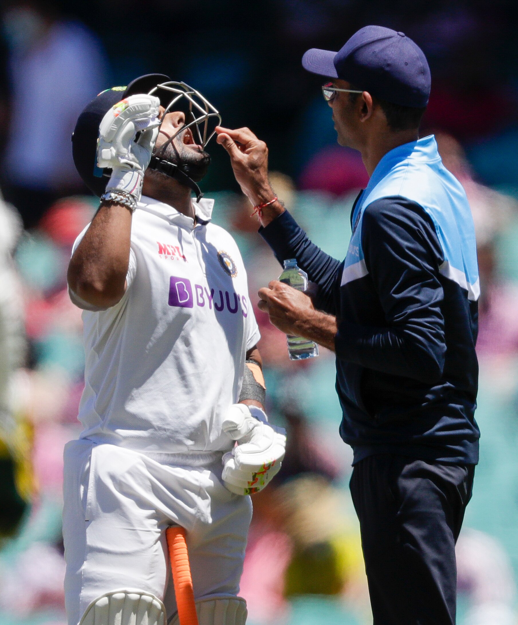 Rishabh pant Injured