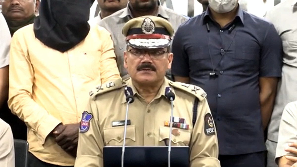हैदराबाद का सीरयल किलर गिरफ्तार, पत्नी छोड़ कर गई तो 18 महिलाओं को उतारा मौत के घाट
