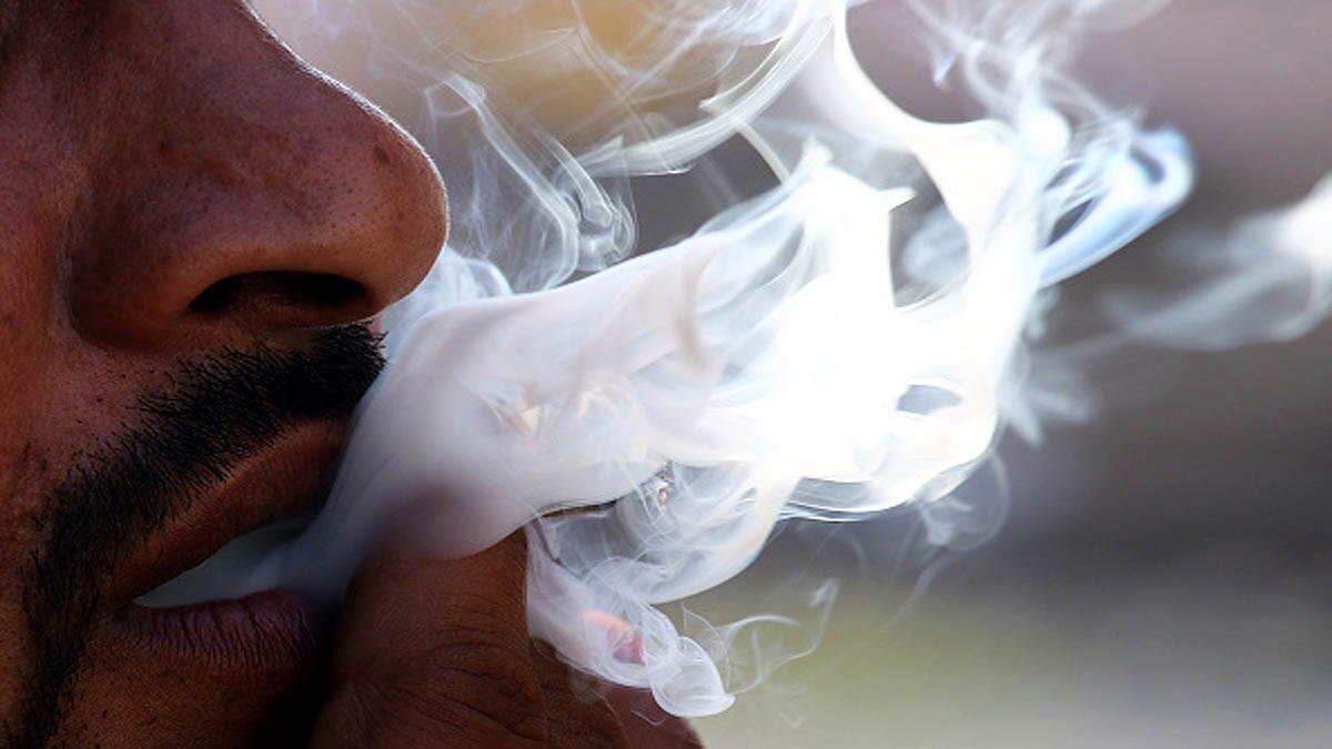 Smokers Vegetarians has lesser Seropositivity for Corona