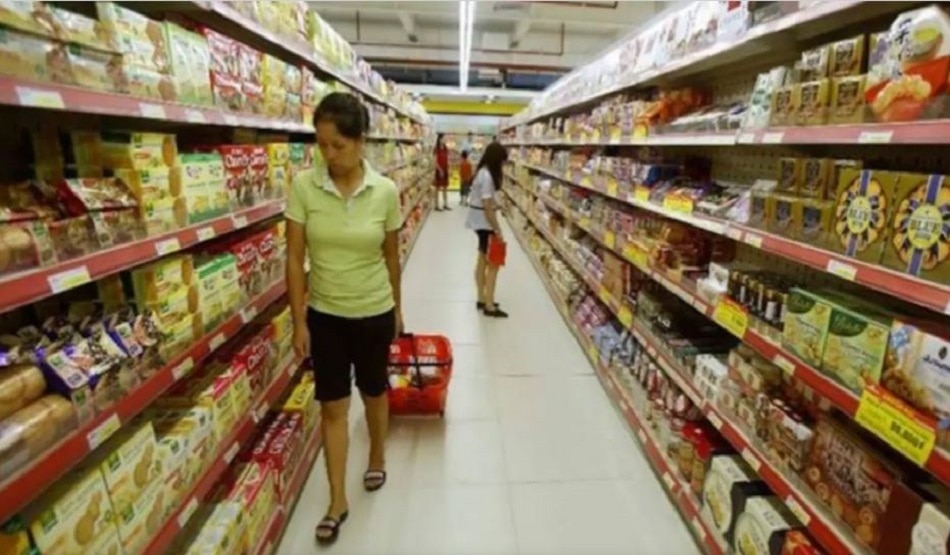 बच्चे खाते हैं कैंडी और लॉलीपॉप तो हो जाएं सावधान