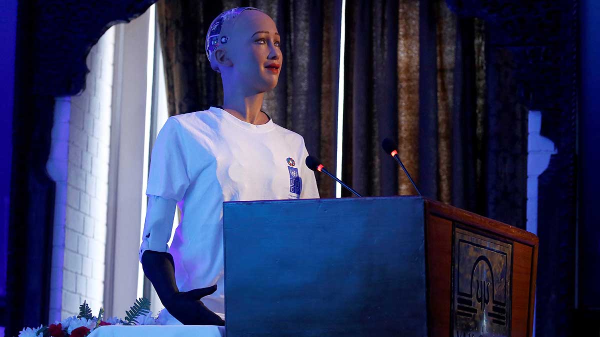Sophia robot take care of Corona Patients