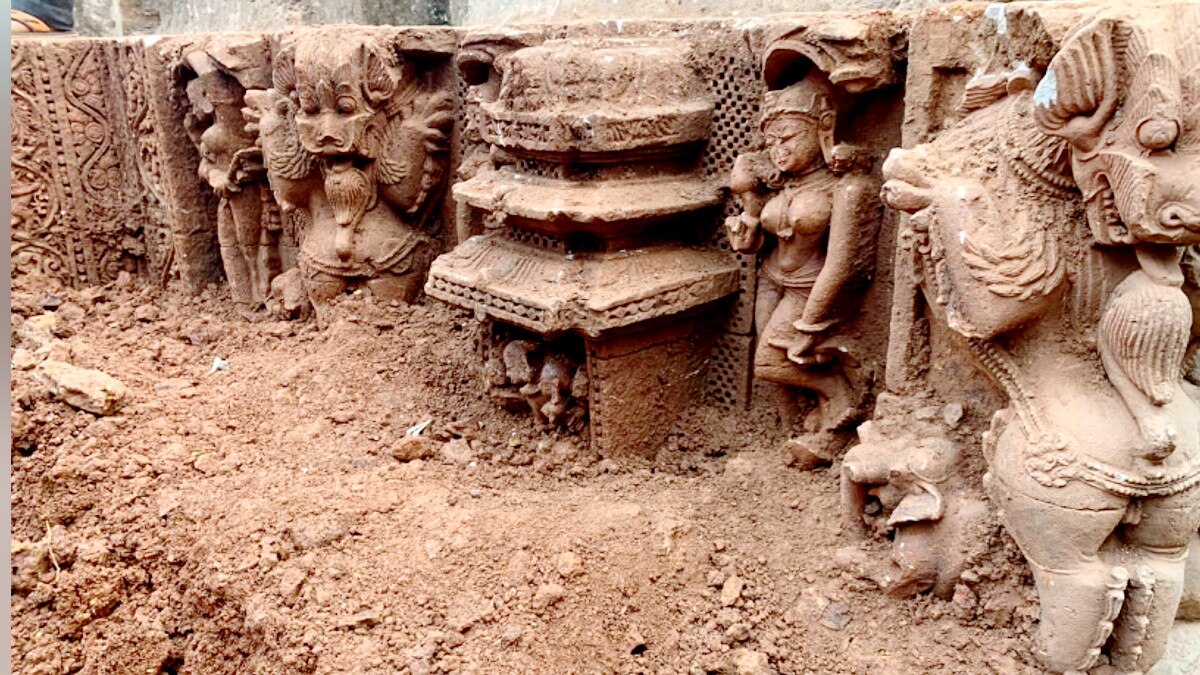 लिंगराज मंदिर के आसपास उत्खनन में निकला 10वीं शताब्दी के टेंपल का स्‍ट्रक्‍चर  