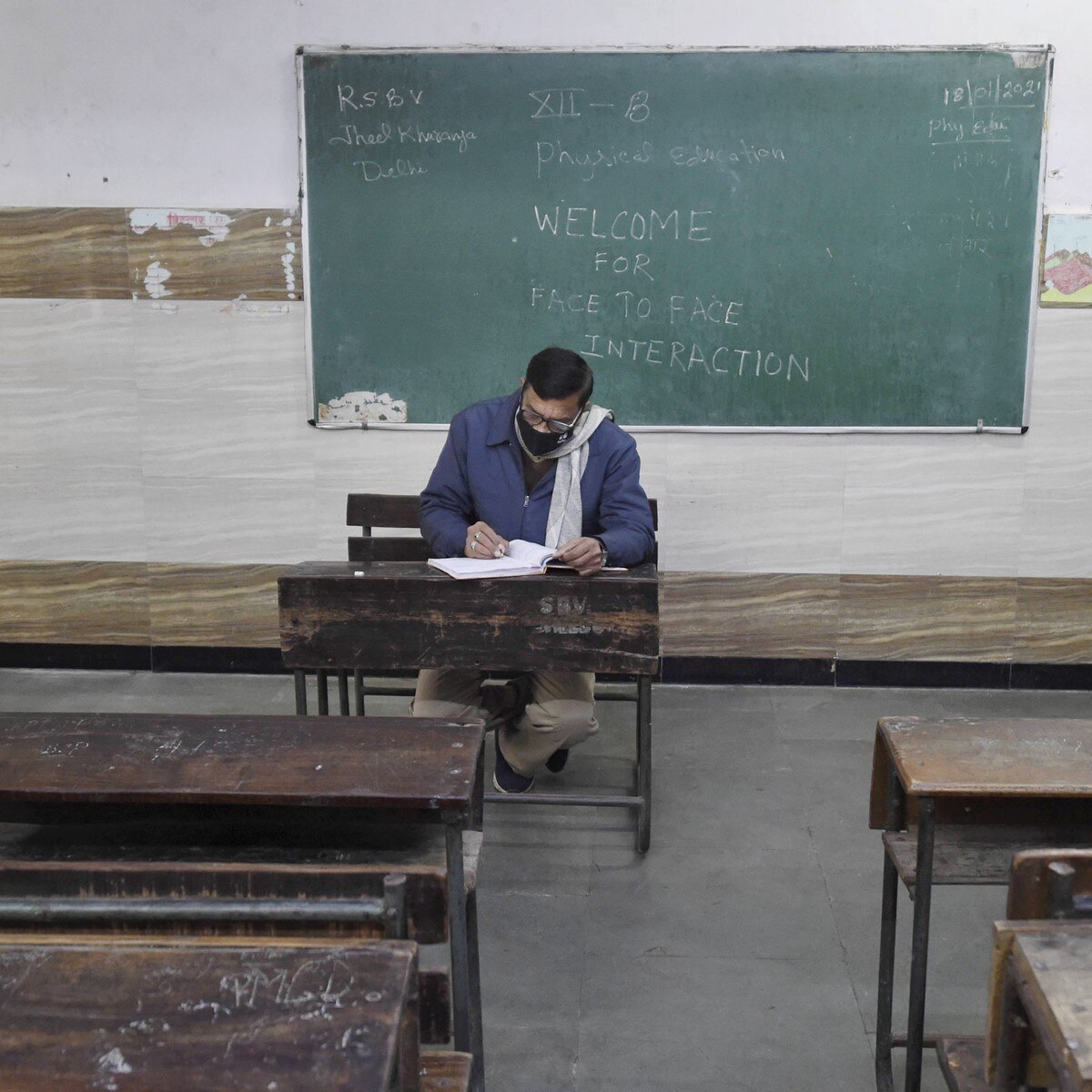 द‍िल्‍ली में पहले द‍िन खुले स्‍कूल